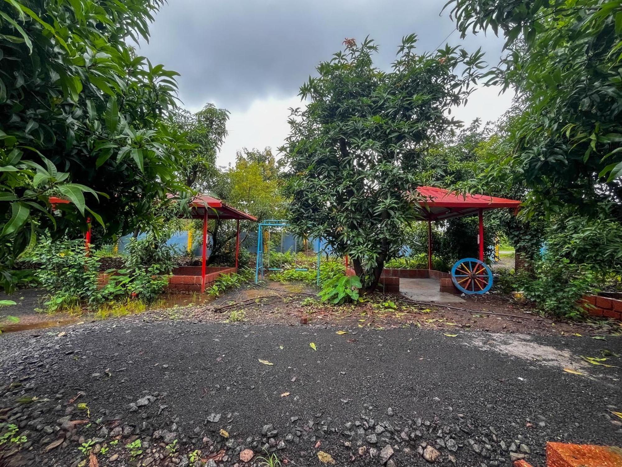 Karjat In Resort 외부 사진